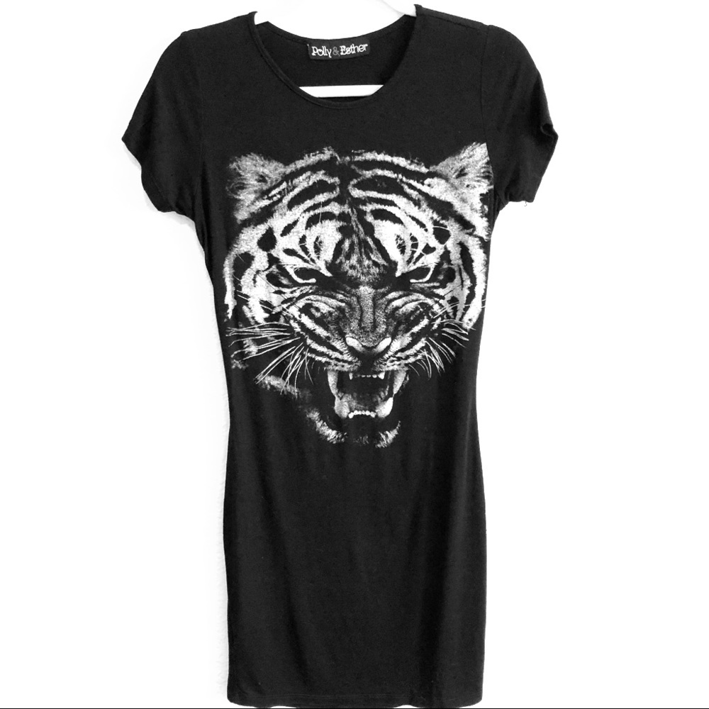 POLLY & ESTHER Tiger Graphic Teeshirt Dress
